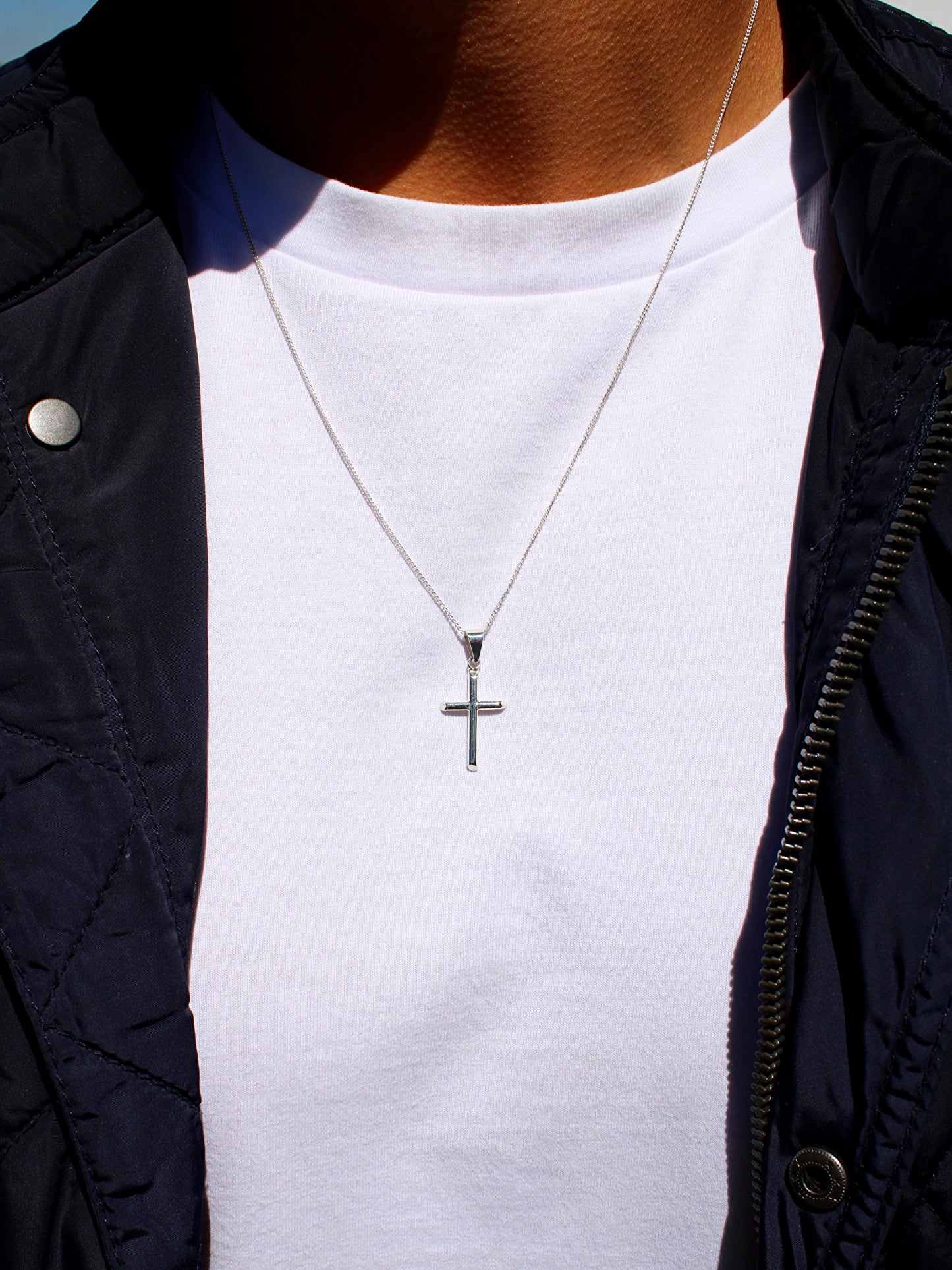 Cadena Cruz Cristo Minimalista